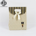 Bolsas de compras de papel decorativo artesanal barato